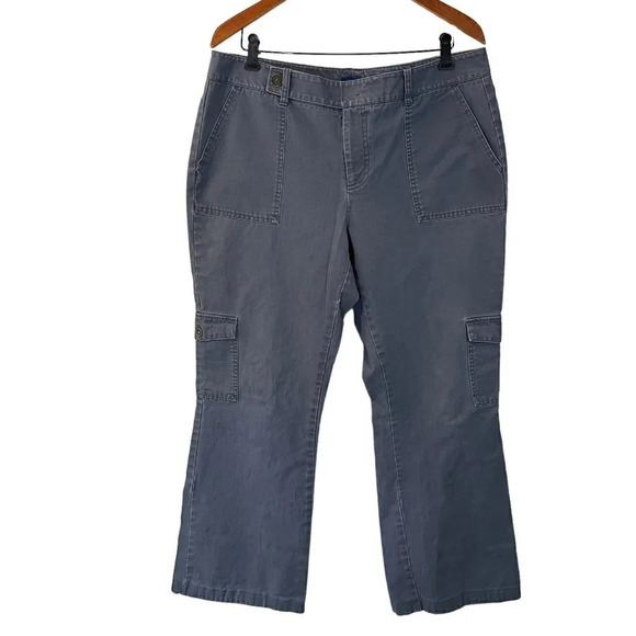 Dockers Pants Favorite Fit Mid Rise Bootcut 14 Gray Cargo Pockets 100% Cotton - Picture 1 of 8